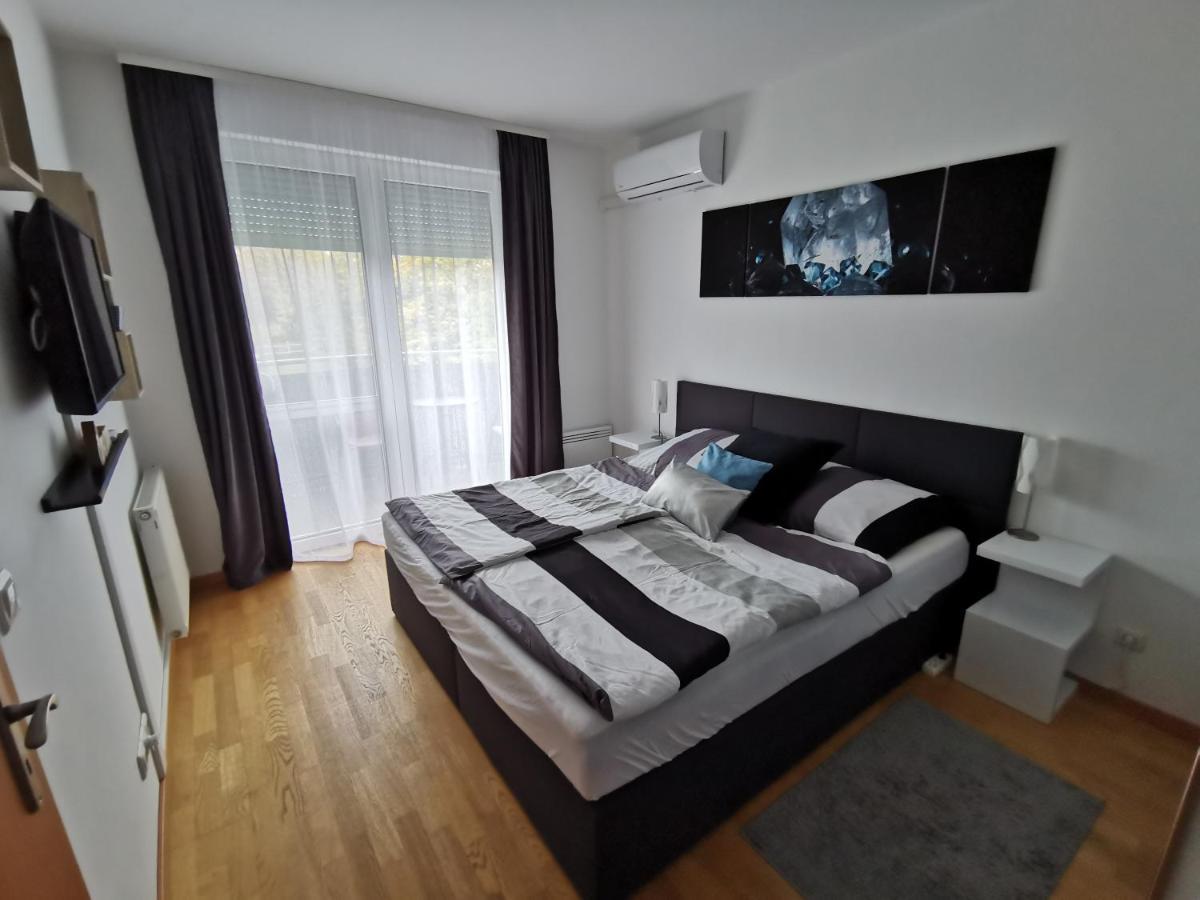 Freedom Apartman Hajdúszoboszló Eksteriør bilde